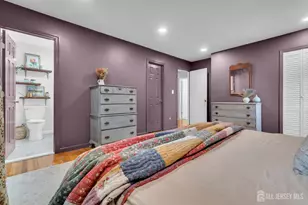 52 Eileen Way, Edison, NJ 08837 - Photo 21