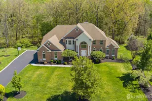 13 Schindler Ln, Monroe Township, NJ 08831 - Photo 3