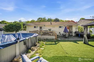 116 Kendall Dr, Sayreville, NJ 08859 - Photo 37
