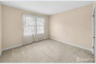 100 Grove Avenue, Woodbridge Township, NJ 07095 - Photo 7