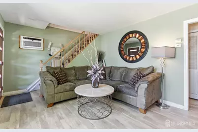 31 Pinetree Drive, Sayreville, NJ 08859 - Photo 11