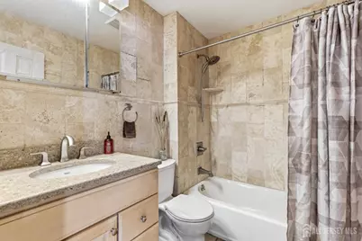 31 Pinetree Drive, Sayreville, NJ 08859 - Photo 19