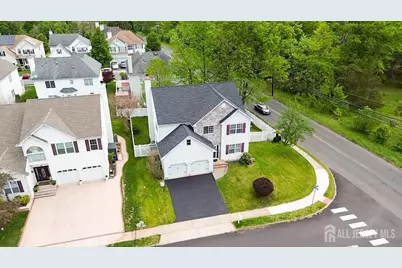 2 Danberry Lane, Bridgewater, NJ 08807 - Photo 3