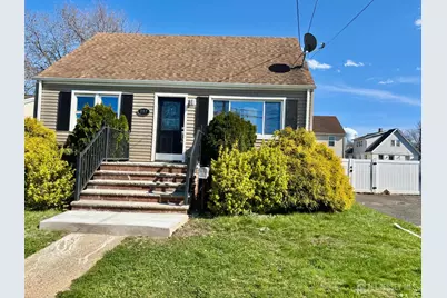 197 Delaware Avenue, Aberdeen Township, NJ 07721 - Photo 11