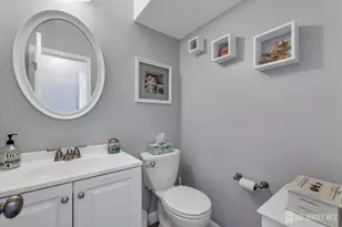 216 Coldspring Ct, Franklin Township, NJ 08873 - Photo 7