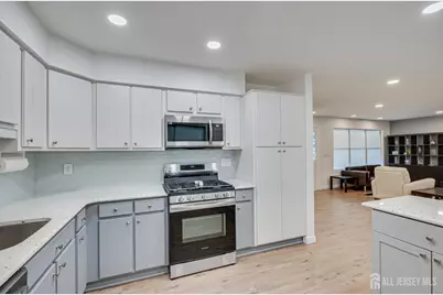 64 Cypress Drive, East Windsor Township, NJ 08520 - Photo 13
