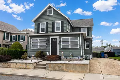 14 Quaid Street, Sayreville, NJ 08872 - Photo 1