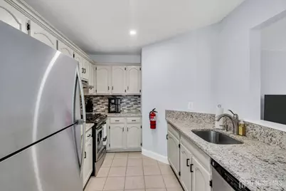 421 Hancock Place, Marlboro Township, NJ 07751 - Photo 9