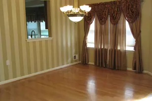 129 Valencia Dr, Monroe Township, NJ 08831 - Photo 7