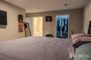 200 Sierra Ct, Middlesex, NJ 07095 - Photo 9