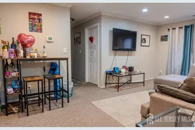 200 Sierra Court #B, Middlesex, NJ 07095 - Photo 3