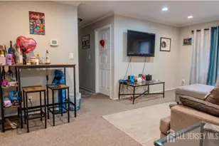200 Sierra Ct, Middlesex, NJ 07095 - Photo 3