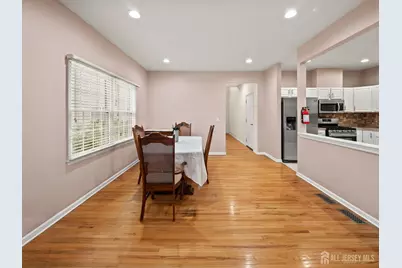 67 Rhyan Drive, Parsippany-Troy Hills, NJ 07054 - Photo 5