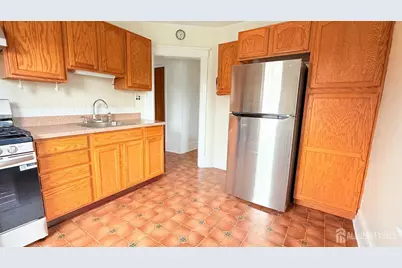 104 Thompson Street, Raritan, NJ 08869 - Photo 5
