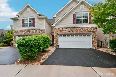 17 Miller Circle, Pennington, NJ 08534 - Photo 1