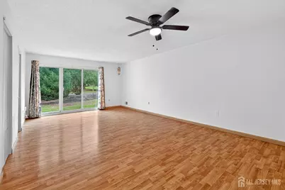 134 Pear Tree Lane, Franklin Township, NJ 08823 - Photo 7