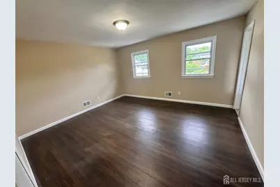 110 Murdock Street, Fords, NJ 08863 - Photo 11