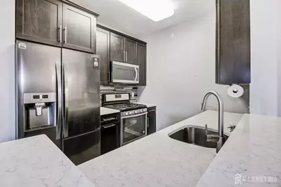 643 Strassle Way #643, South Plainfield, NJ 07080 - Photo 9
