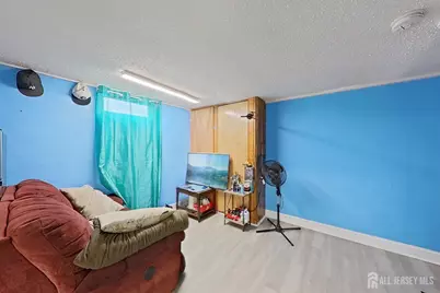 811 Lincoln Avenue, Burlington City, NJ 08016 - Photo 35