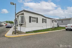 1501 Roosevelt Ave, Carteret, NJ 07008 - Photo 23