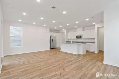 735 Station Road, Dunellen, NJ 08812 - Photo 5