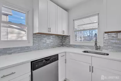 18 John Street, Carteret, NJ 07008 - Photo 15