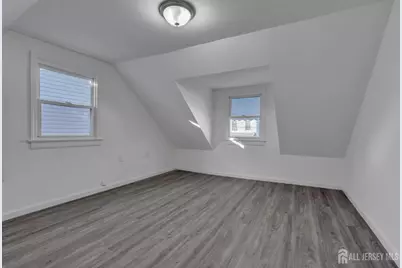 18 John Street, Carteret, NJ 07008 - Photo 11