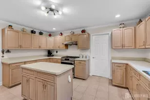 [Address not provided], Plainsboro Township, NJ 08536 - Photo 19
