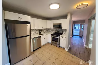 102 Lawrence Lane #28, New Brunswick, NJ 08901 - Photo 7