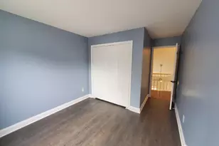 102 Lawrence Ln, New Brunswick, NJ 08901 - Photo 15