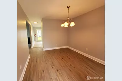 102 Lawrence Lane #28, New Brunswick, NJ 08901 - Photo 5