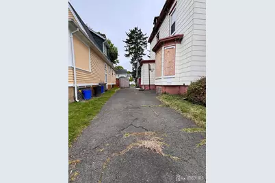 17 Westcott Street, East Orange, NJ 07017 - Photo 3
