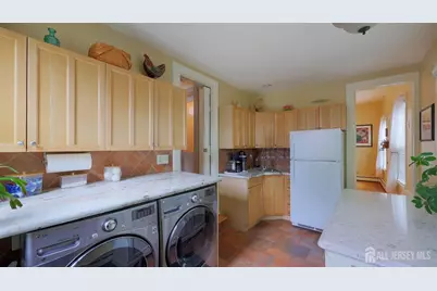 103 S 1st Avenue, Highland Park, NJ 08904 - Photo 19