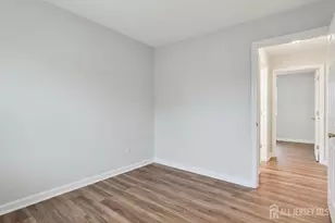 517 Waterford Dr, Edison, NJ 08817 - Photo 9