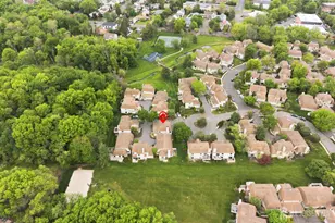 76 Carriage Pl, Edison, NJ 08820 - Photo 29