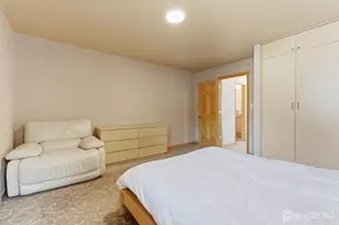 76 Carriage Pl, Edison, NJ 08820 - Photo 25