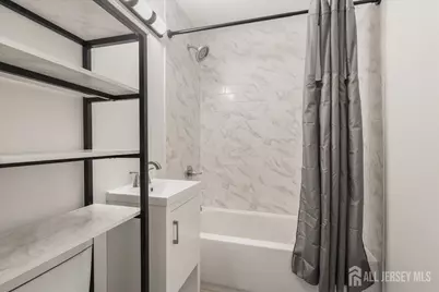 7 Lake Avenue #4b, East Brunswick Township, NJ 08816 - Photo 11