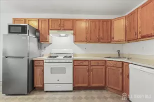 7 Lake Ave, East Brunswick Township, NJ 08816 - Photo 3