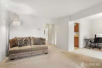 7 Lake Avenue #4b, East Brunswick Township, NJ 08816 - Photo 9