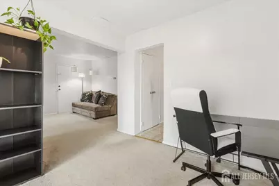 7 Lake Avenue #4b, East Brunswick Township, NJ 08816 - Photo 7