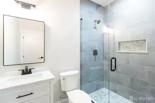 7 Altamont Rd, Edison, NJ 08817 - Photo 29