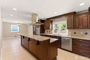154 Mulberry Ln, Middlesex, NJ 08846 - Photo 13