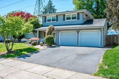 27 Eileen Way, Edison, NJ 08837 - Photo 3