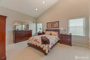 25 Leeds Ln, Monroe Township, NJ 08831 - Photo 19