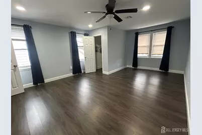 190 Green Street, Woodbridge Township, NJ 07095 - Photo 5