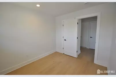 105 Coolidge Avenue, Carteret, NJ 07008 - Photo 17