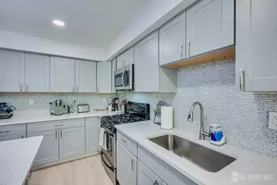268 Shady Oak Court, Piscataway Township, NJ 08854 - Photo 15