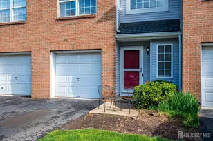 268 Shady Oak Ct, Piscataway Township, NJ 08854 - Photo 3