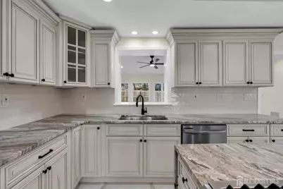 537 S Atlantic Avenue, Aberdeen Township, NJ 07747 - Photo 13