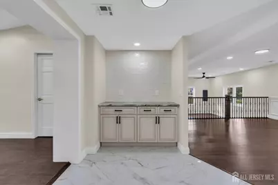 537 S Atlantic Avenue, Aberdeen Township, NJ 07747 - Photo 15